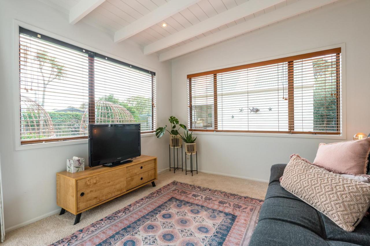 Alhambra - Stay Waiheke Oneroa Экстерьер фото